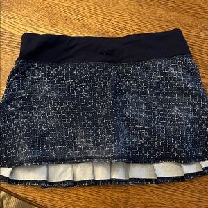 Lululemon Athletica Navy and White Mini Skirt